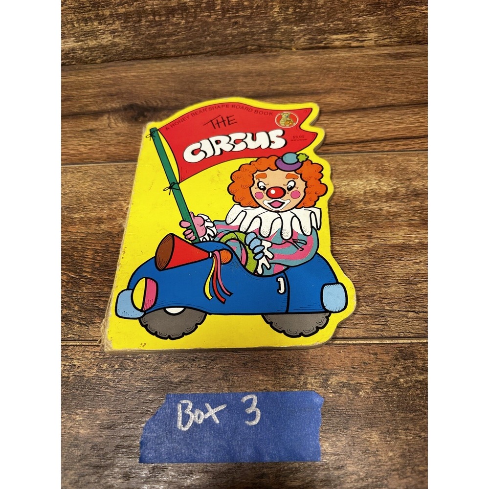 Vintage 1983 The Circus Honey Bear Shape Board Book Fran Rizzo Modern Publishing